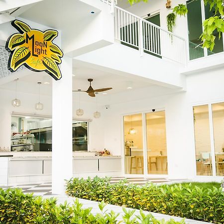 Triple Z Hotel Хуахін Екстер'єр фото