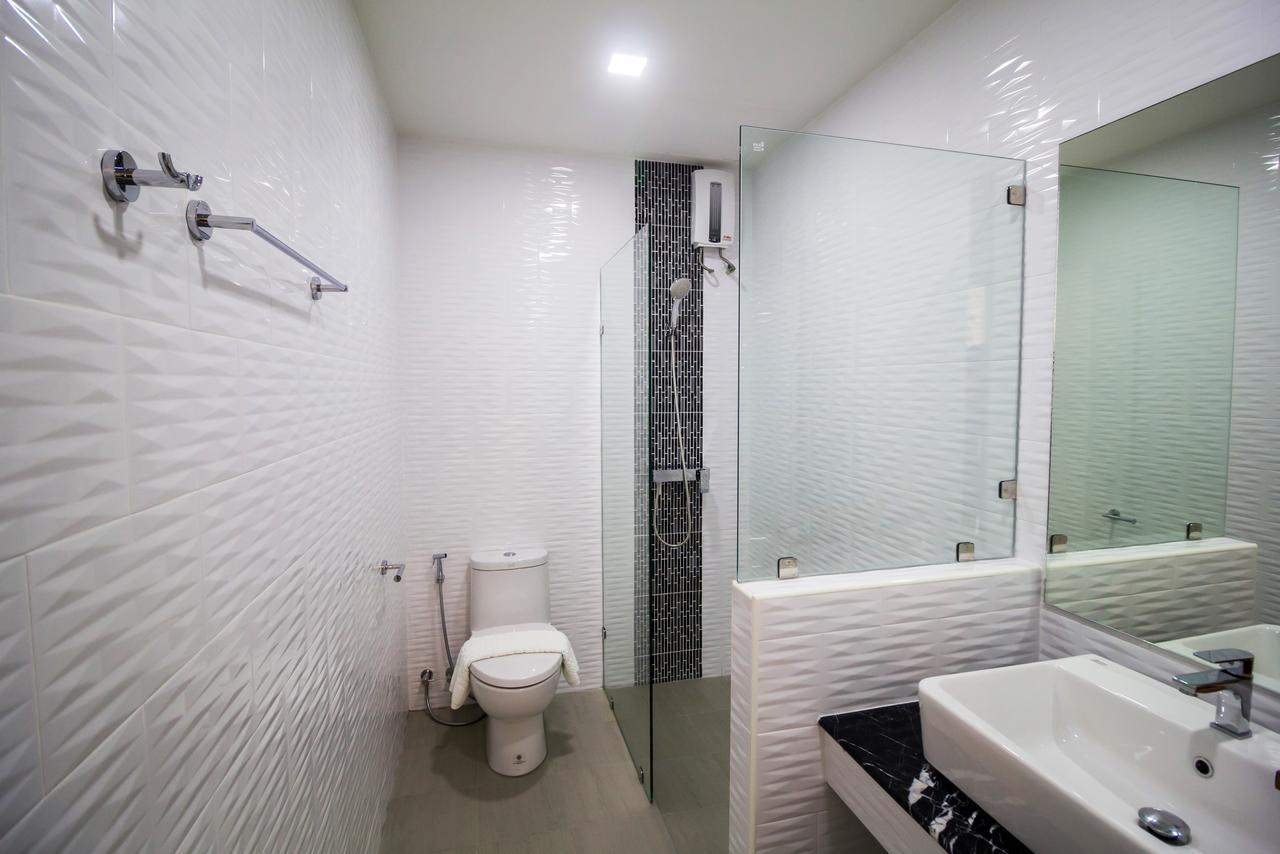 Triple Z Hotel Хуахін Екстер'єр фото