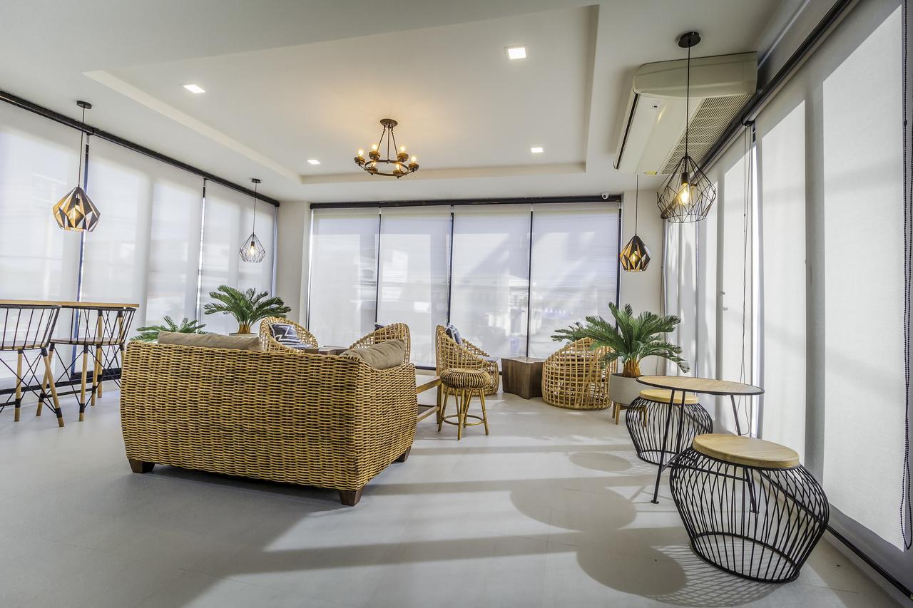 Triple Z Hotel Хуахін Екстер'єр фото