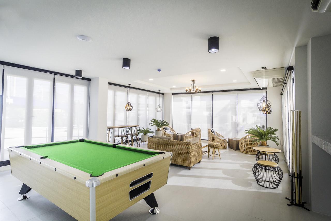 Triple Z Hotel Хуахін Екстер'єр фото