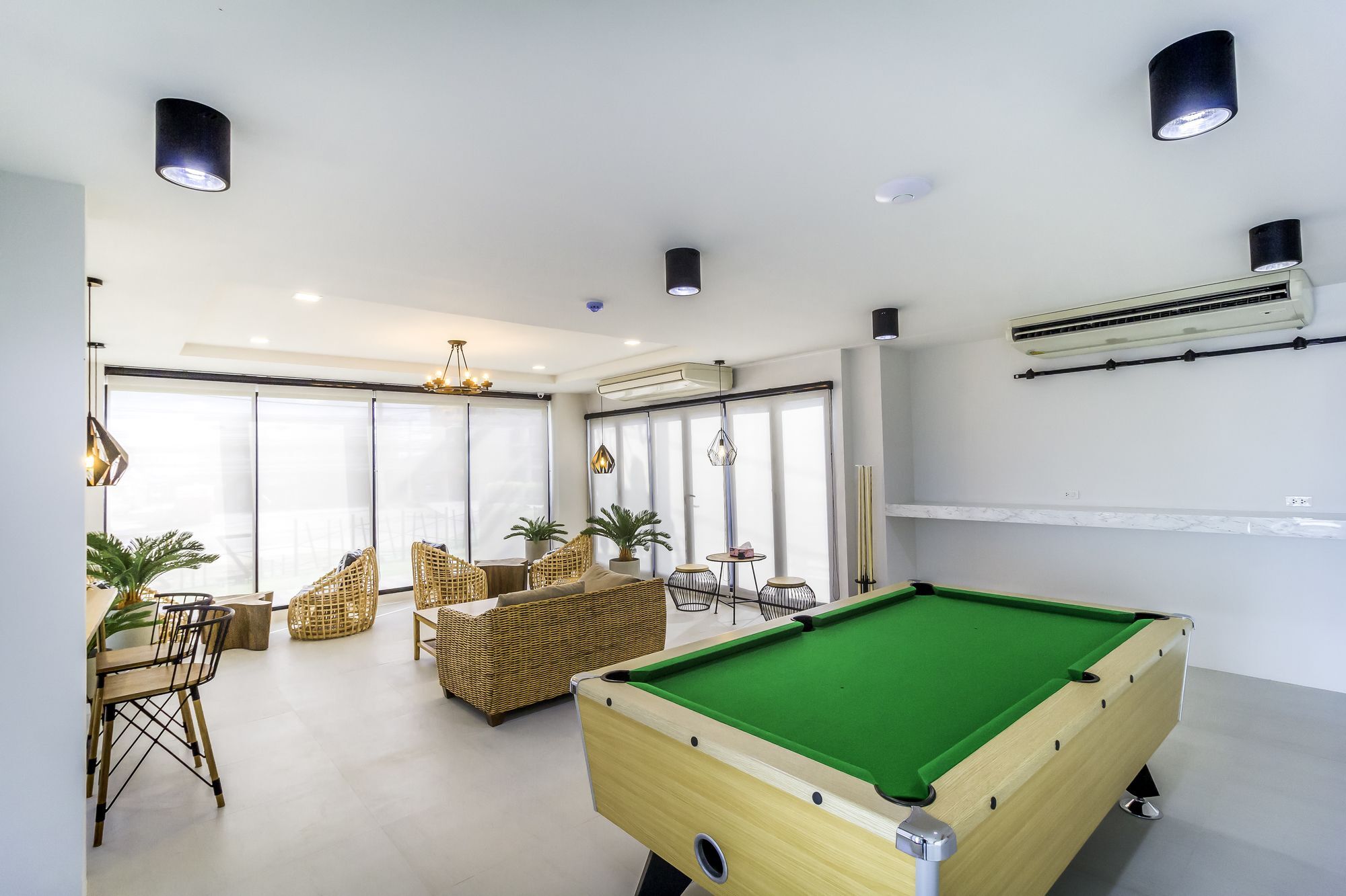 Triple Z Hotel Хуахін Екстер'єр фото